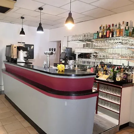Hotel Hotel Restaurant Le Castellas Murat-sur-Vebre